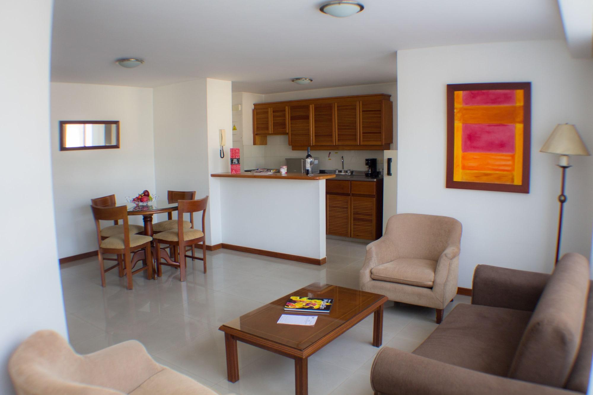Portal Del Rodeo Apartahotel Medellín Esterno foto