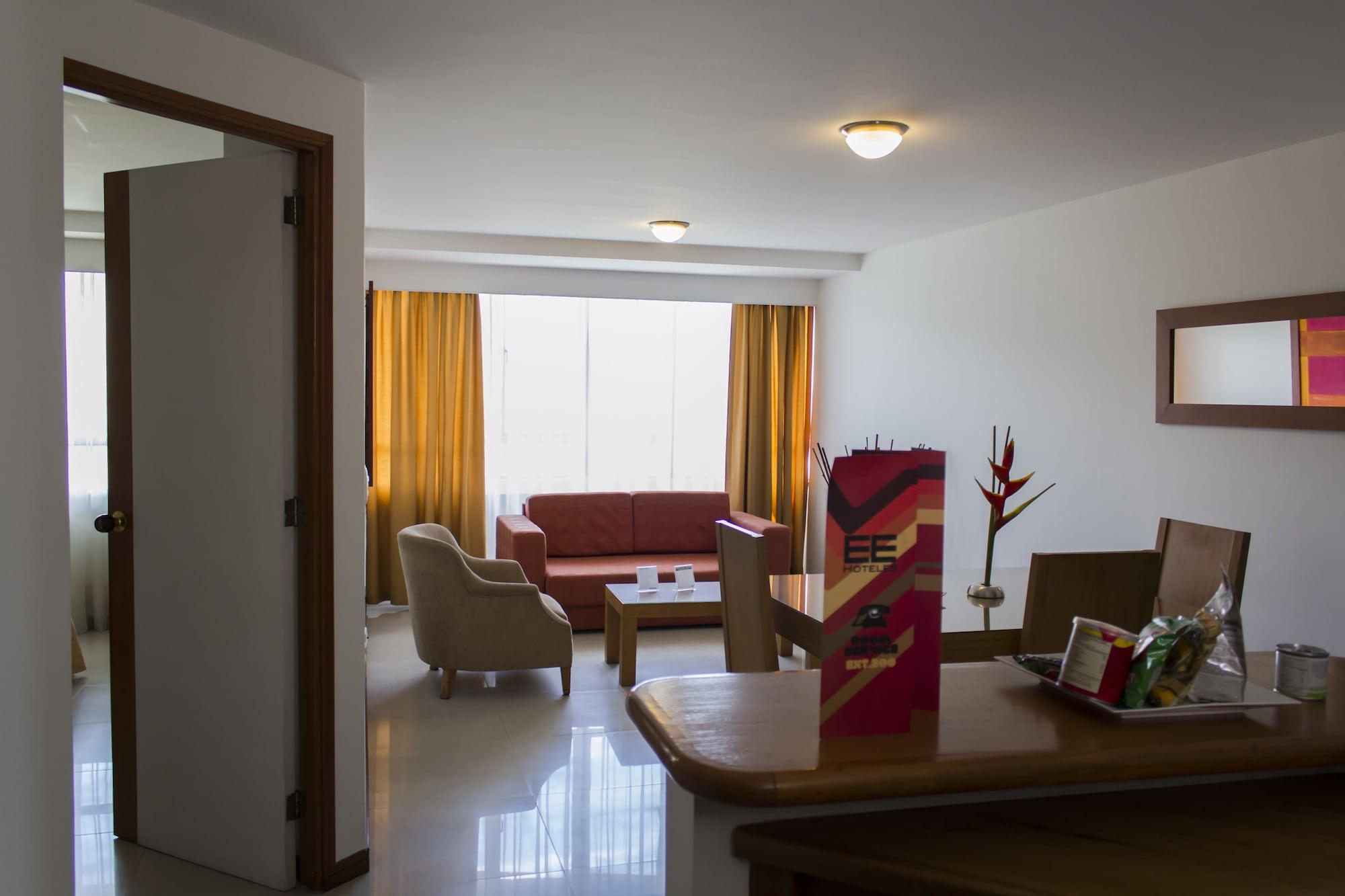 Portal Del Rodeo Apartahotel Medellín Esterno foto