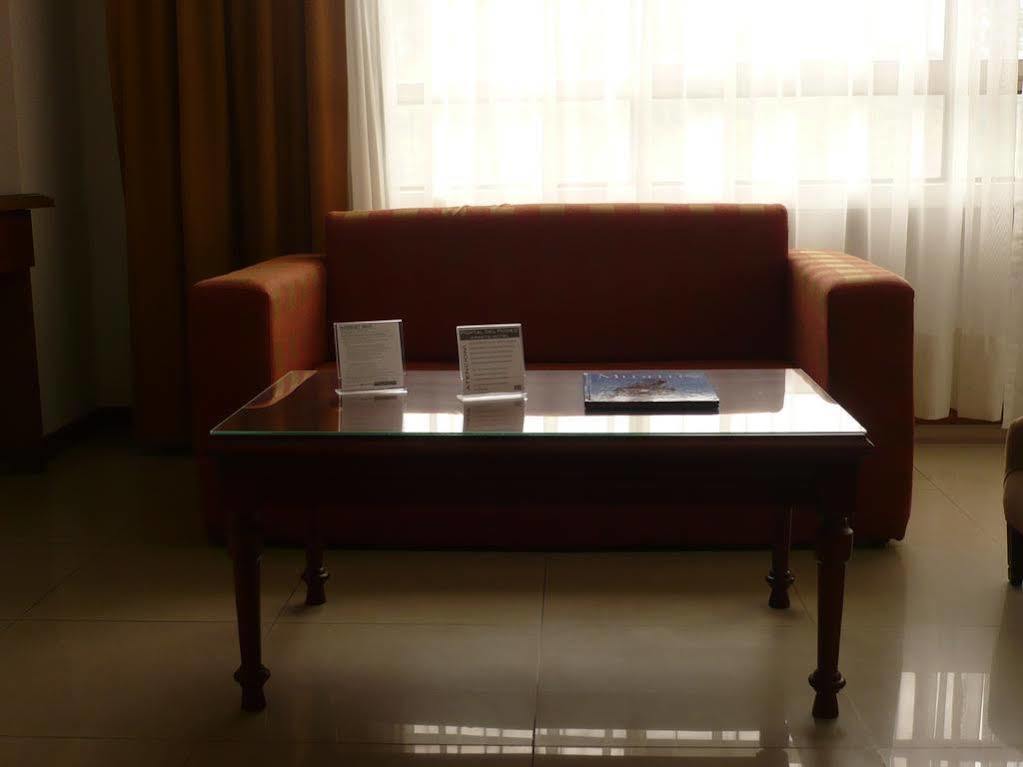 Portal Del Rodeo Apartahotel Medellín Esterno foto